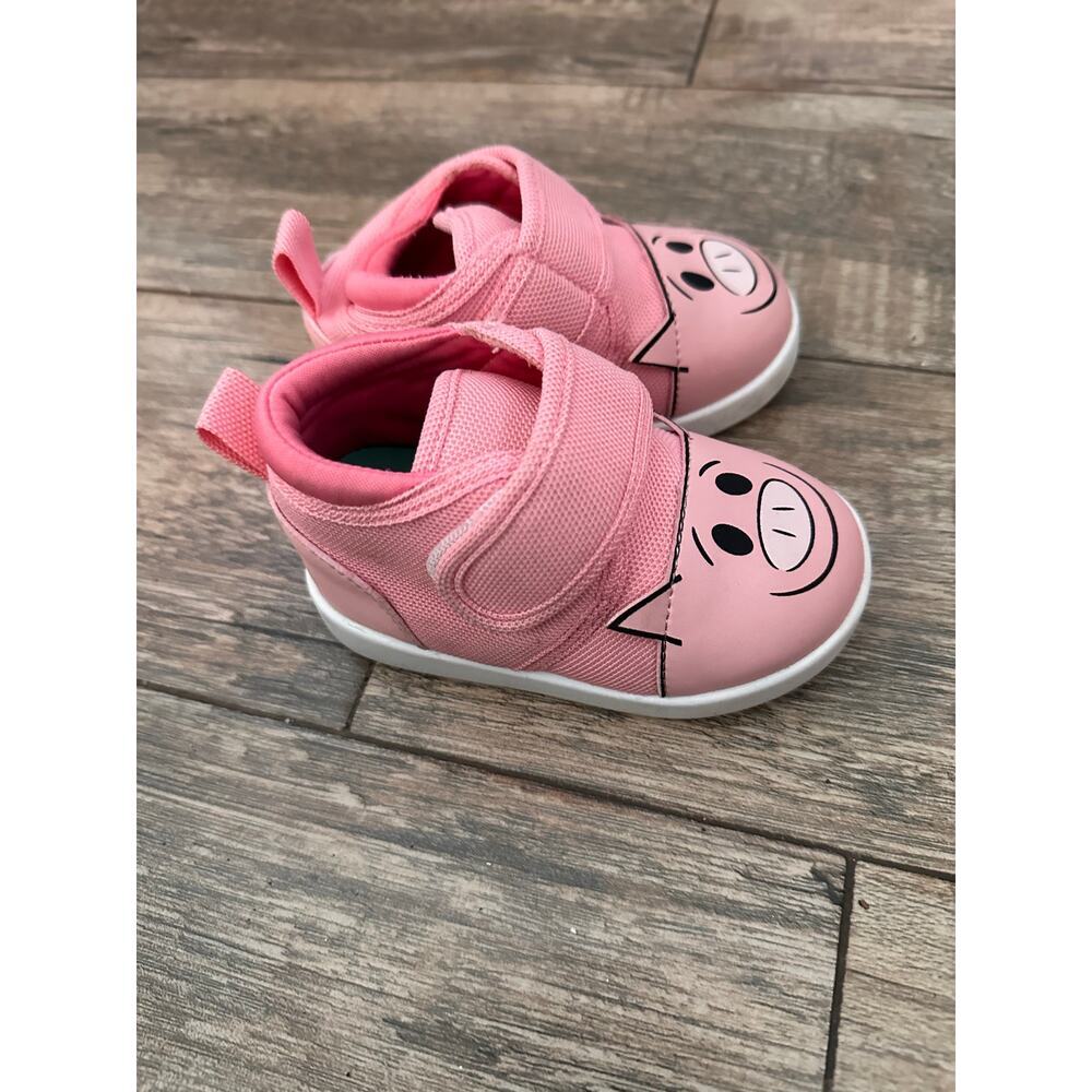 ikiki Girl's Pink Mo Willems' Piggie Squeaky Toddler Shoes Size 5 - Picture 5 of 8